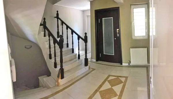 240 m² Villa with Three Bedrooms for Sale in Thrakomakedones, Athens Northern suburbs — photo 5