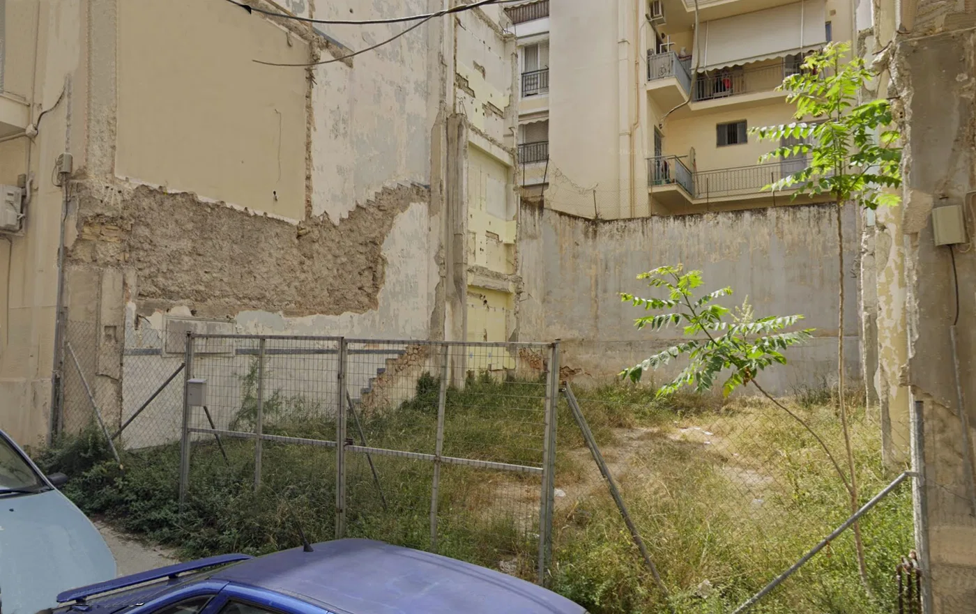 136 m² Plot of Land for Sale in Piraeus, Piraeus Suburbs