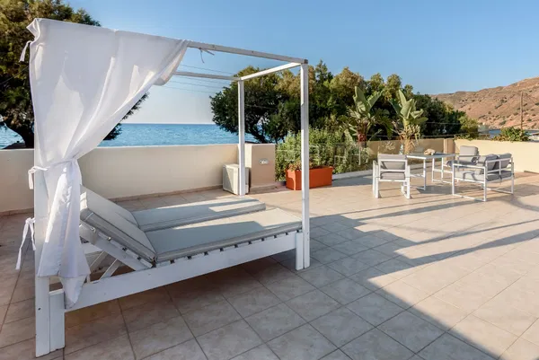 Sea View 100 m² Villa with Three Bedrooms for Sale in Nopigia, Kissamos — photo 3