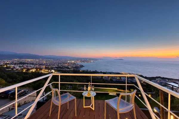Sea View Four-Bedroom Villa for Sale in Chalepa, Chania