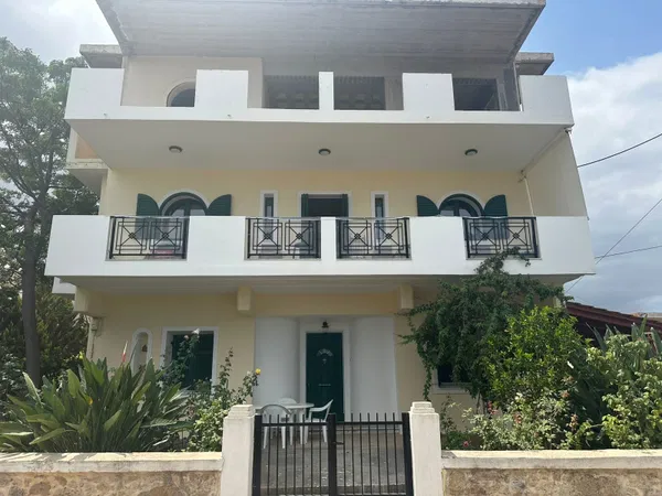 Sea-View Two-Bedroom Apartment for Sale in Kasteli Kissamos, Platanias — photo 4