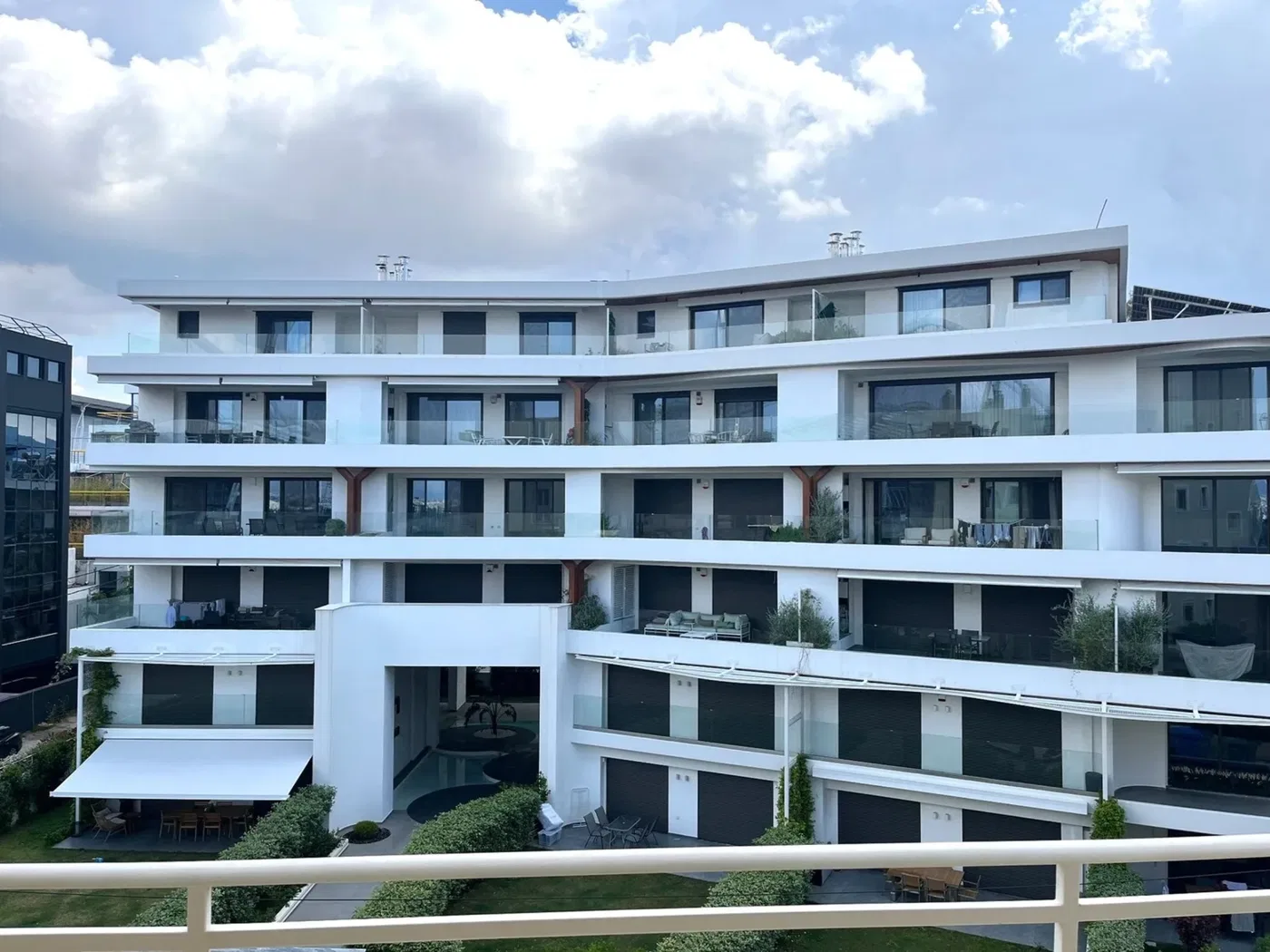 258 m² Three-Bedroom Apartment for Rent in Marousi, Athens Northern suburbs