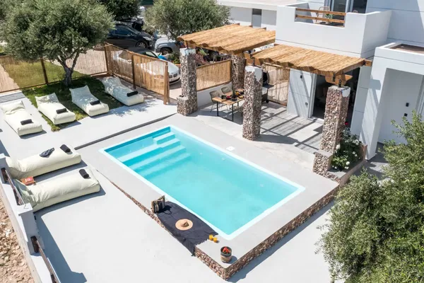 120 m² Villa with Three Bedrooms for Rent in Rhodes, Dodecanese Islands