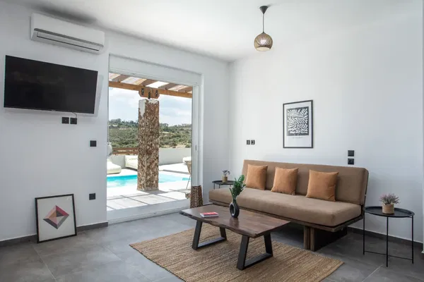 120 m² Villa with Three Bedrooms for Rent in Rhodes, Dodecanese Islands — photo 5