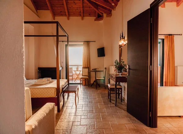 Hotel for Sale in Kalamata, Peloponnese — photo 5