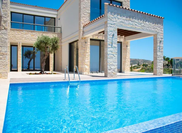 263 m² Villa with Three Bedrooms for Sale in Paphos, Cyprus — photo 2