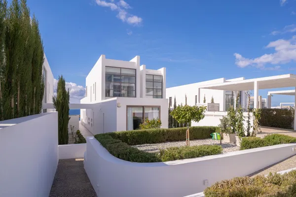 Five-Bedroom Villa for Sale in Paphos, Cyprus — photo 2