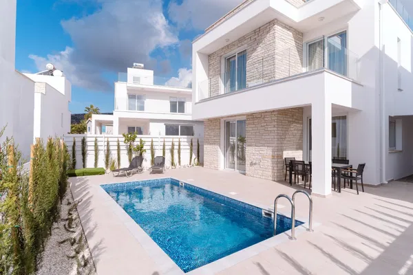 Three-Bedroom Luxury Villa for Sale in Paphos, Cyprus — photo 5
