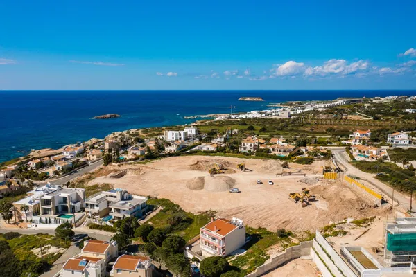 Sea View 160 m² Villa with Four Bedrooms for Sale in Paphos, Cyprus — photo 4