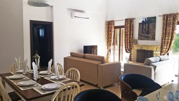 140 m² Villa with Three Bedrooms for Rent in Limassol, Cyprus — photo 4