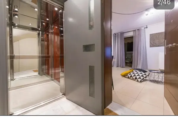 600 m² Building for Sale in Center Athens, Athens Center — photo 4