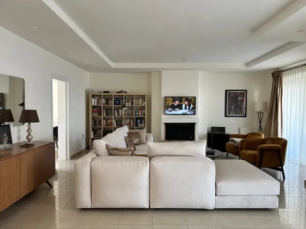 147 m² Three-Bedroom Apartment for Sale in Glyfada, Athens Southern suburbs