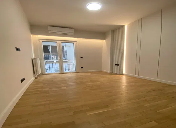 54 m² Apartment with Two Bedrooms for Sale in Pangrati, Athens Center — photo 2
