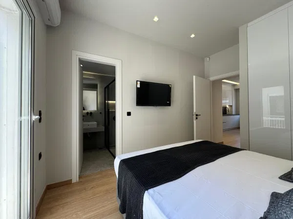 60 m² Apartment with Two Bedrooms for Sale in Ilioupoli, Athens Southern suburbs — photo 5
