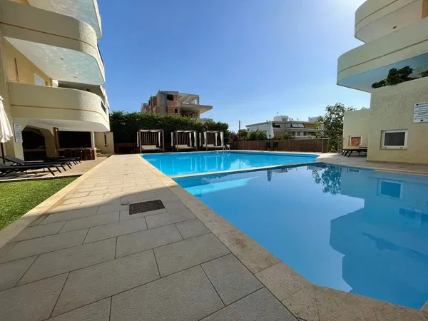 128 m² Three-Bedroom Apartment for Sale in Vari - Varkiza, Athens Southern suburbs — photo 2