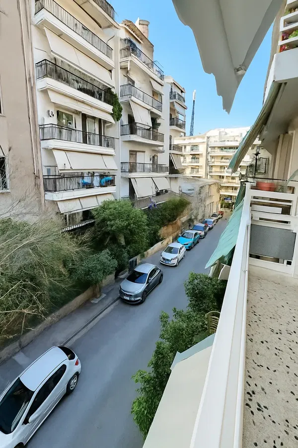 One-Bedroom Apartment for Sale in Pangrati, Athens Center with Air conditioning — photo 3