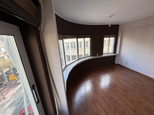 45 m² Commercial Space for Sale in Center Athens, Athens Center — photo 2