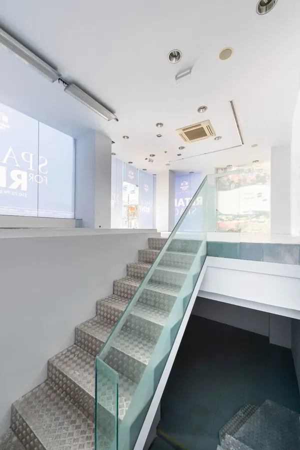 102 m² Commercial Space for Sale in Piraeus — photo 4