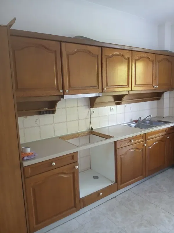127 m² Three-Bedroom Apartment for Rent in Marousi, Athens Northern suburbs — photo 2