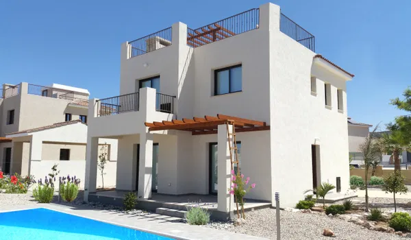 112 m² Two-Bedroom Villa for Sale in Paphos, Cyprus