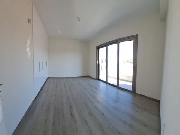Two-Bedroom Villa for Sale in Paphos, Cyprus with Parking — photo 3