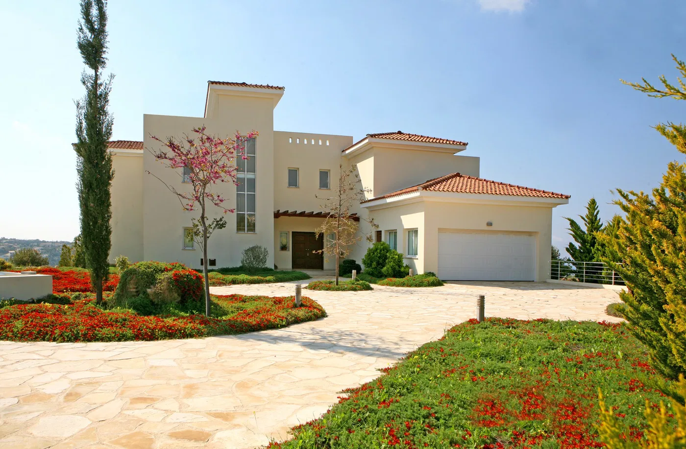 176 m² Two-Bedroom Villa for Sale in Paphos, Cyprus