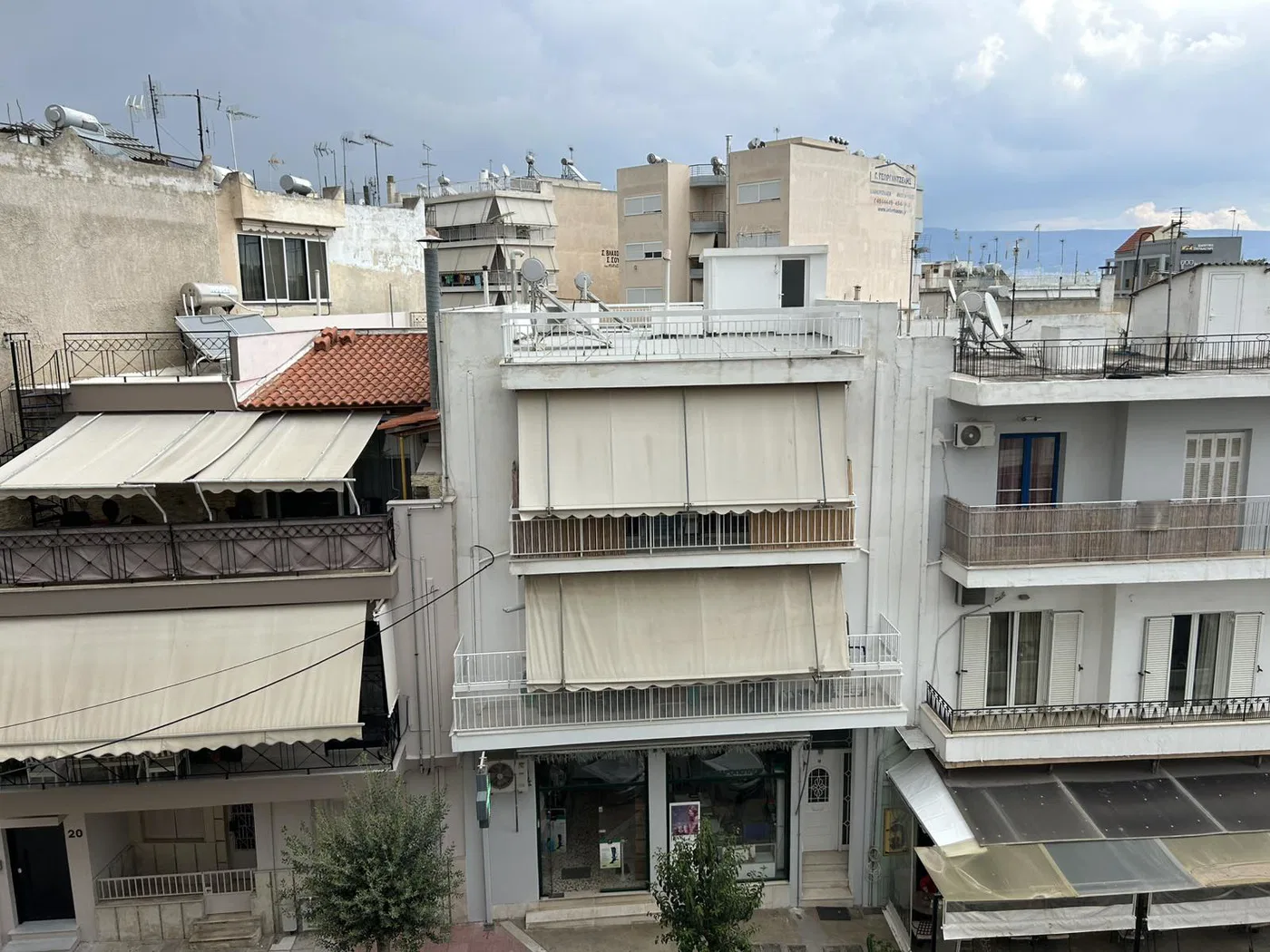 350 m² Building for Sale in Korydallos, Piraeus