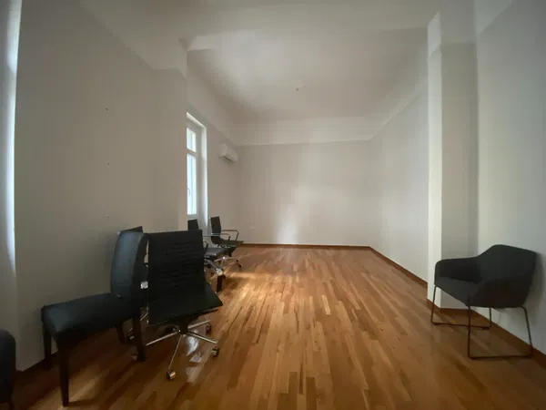 396 m² Renovated Building for Sale in Exarchia - Neapoli, Athens Center — photo 3