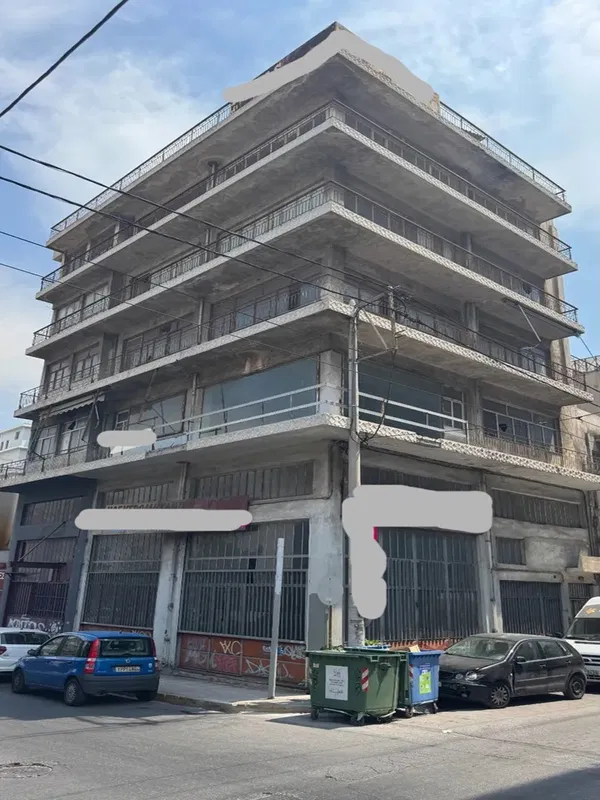 Building for Sale in Piraeus — photo 2