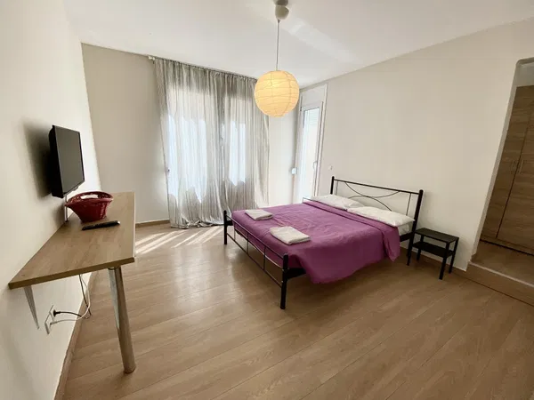 100 m² Three-Bedroom Apartment for Sale in Kypseli, Athens Center — photo 2