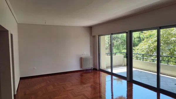 Three-Bedroom Renovated Apartment for Sale in Nea Erithrea, Athens Northern suburbs — photo 5