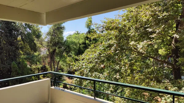 Three-Bedroom Renovated Apartment for Sale in Nea Erithrea, Athens Northern suburbs — photo 2