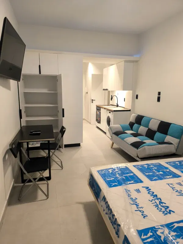 Two-Bedroom Apartment for Sale in Center Athens, Athens Center with Solar water heater — photo 2