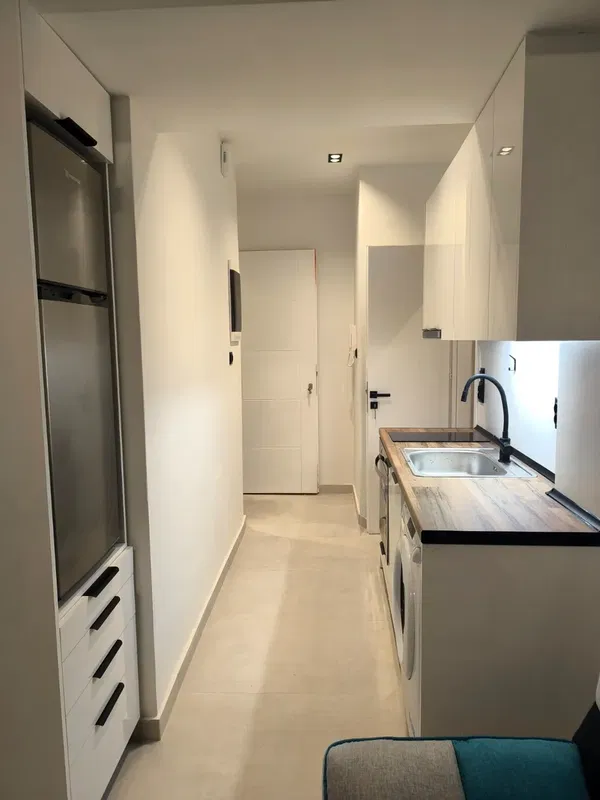 Two-Bedroom Apartment for Sale in Center Athens, Athens Center with Solar water heater — photo 5