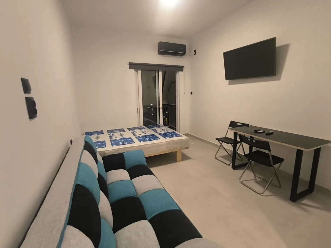 Two-Bedroom Apartment for Sale in Center Athens, Athens Center with Solar water heater