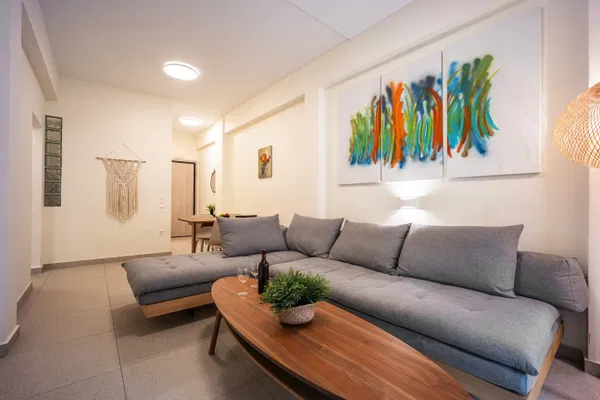 Three-Bedroom Apartment for Sale in Omonoia, Athens Center — photo 2