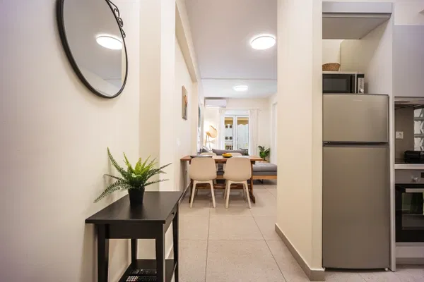 Three-Bedroom Apartment for Sale in Omonoia, Athens Center — photo 3