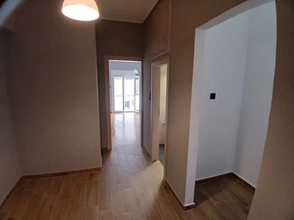Renovated 35 m² Apartment with One Bedrooms for Sale in Center Athens, Athens Center with Central heating — photo 3