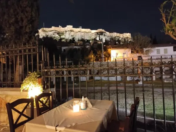 15 m² One-Bedroom Renovated Apartment for Sale in Center Athens, Athens Center