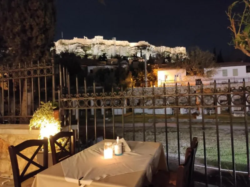 15 m² One-Bedroom Renovated Apartment for Sale in Center Athens, Athens Center