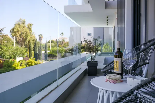 Renovated 141 m² Apartment with Two Bedrooms for Sale in Elliniko, Athens Southern suburbs — photo 2