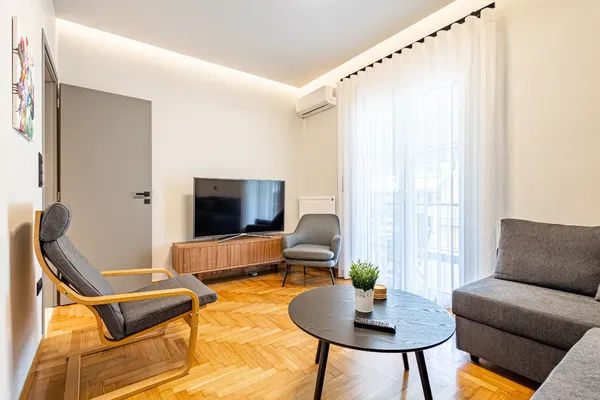 54 m² One-Bedroom Apartment for Sale in Koukaki - Makrigianni, Athens Center — photo 3