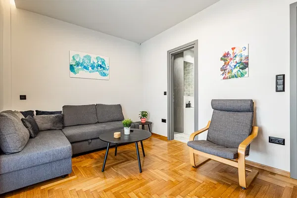 54 m² One-Bedroom Apartment for Sale in Koukaki - Makrigianni, Athens Center — photo 2
