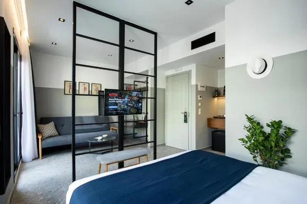 Renovated Hotel for Sale in Exarchia - Neapoli, Athens Center — photo 3