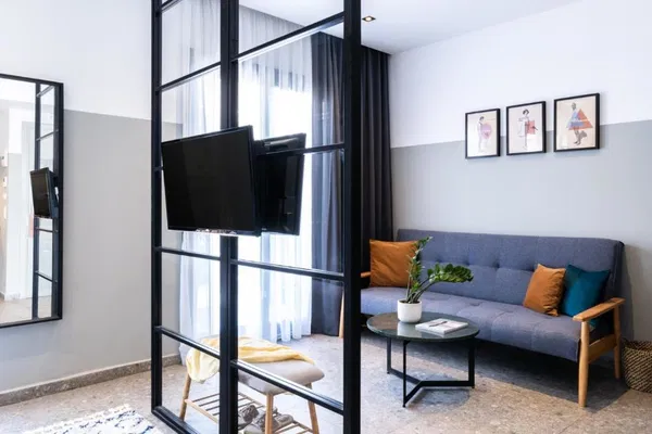 Renovated Hotel for Sale in Exarchia - Neapoli, Athens Center — photo 2