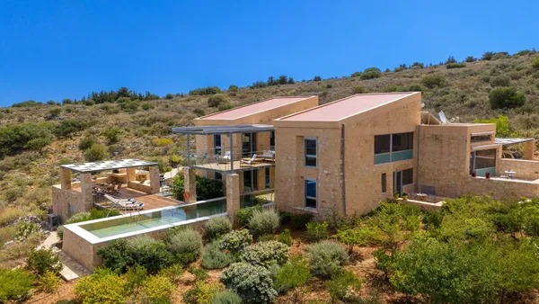 340 m² Sea-View Four-Bedroom Villa for Sale in Apokoronas, Chania — photo 4