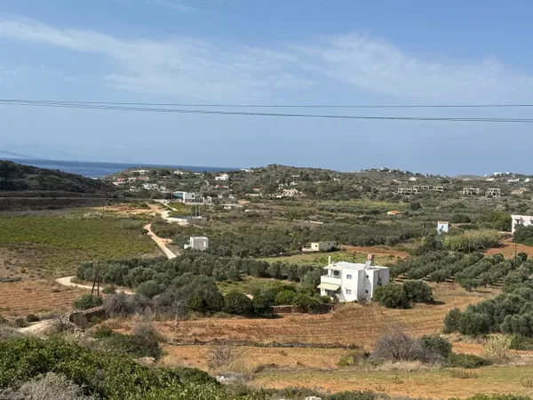 Sea-View 16,612 m² Land for Sale in Tersanas, Akrotiri — photo 3