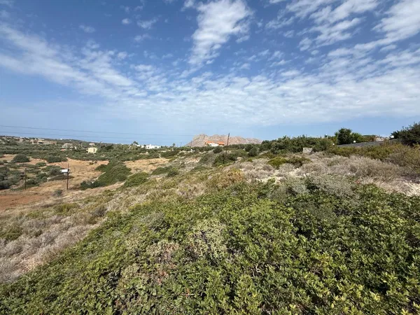 Sea-View 16,612 m² Land for Sale in Tersanas, Akrotiri — photo 4