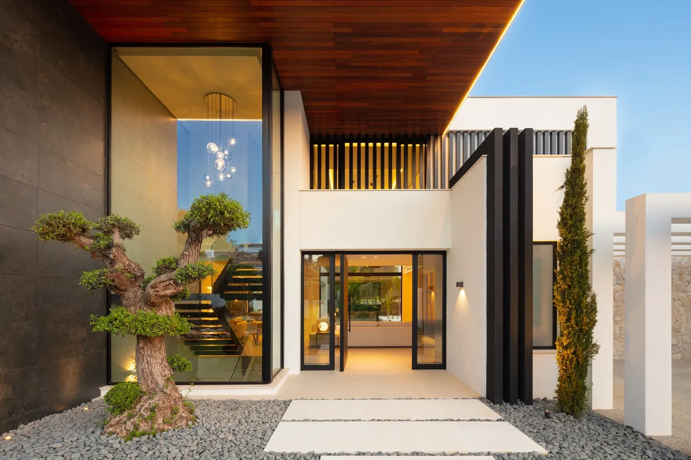Five-Bedroom Villa for Sale in Las Brisas, Nueva Andalucía