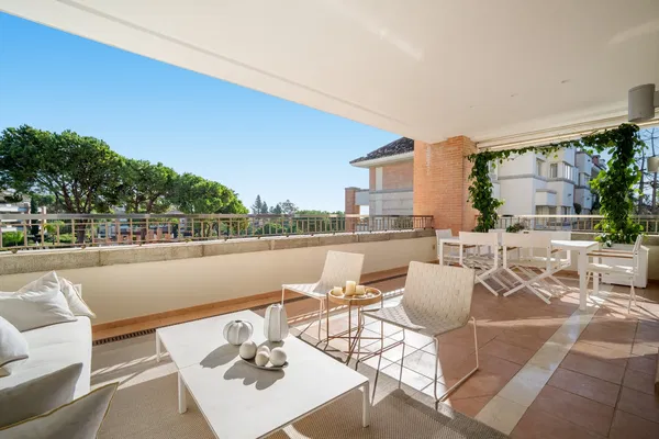 345 m² Four-Bedroom Villa for Sale in Marbella, Spain